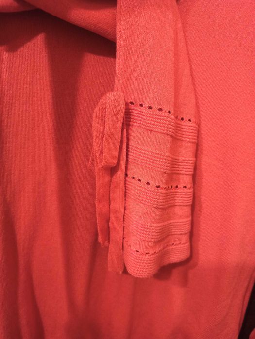 Пуловер з декорованими рукавами Liu Jo