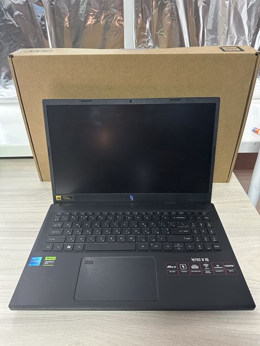 Ігровий ноутбук ACER Nitro V 15 ANV15-51-56FQ Obsidian Black