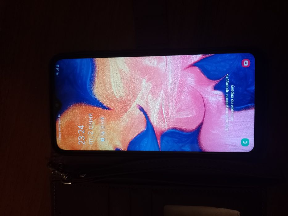 Samsung a10(хороший стан)