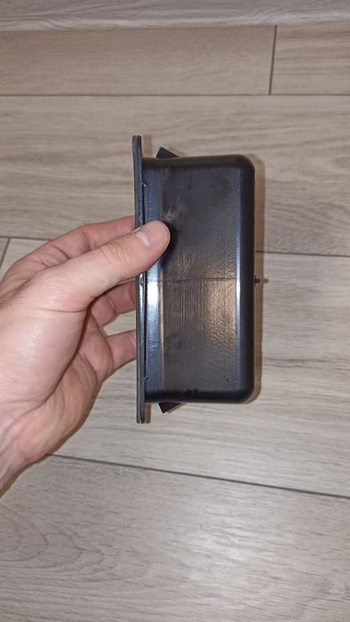 Ящик центральной консоли БМВ Е39