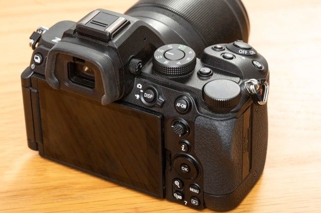 Corpo Nikon Z5II como nova com garantia