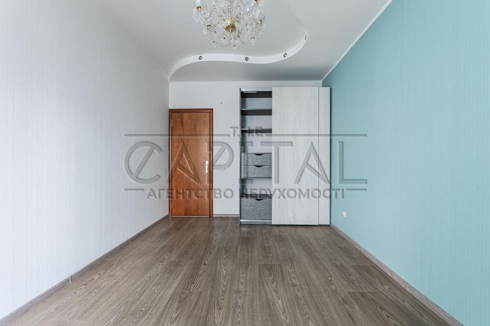 Продаж квартири, вул. Микільсько-Слобідська, Дніпровський р-н