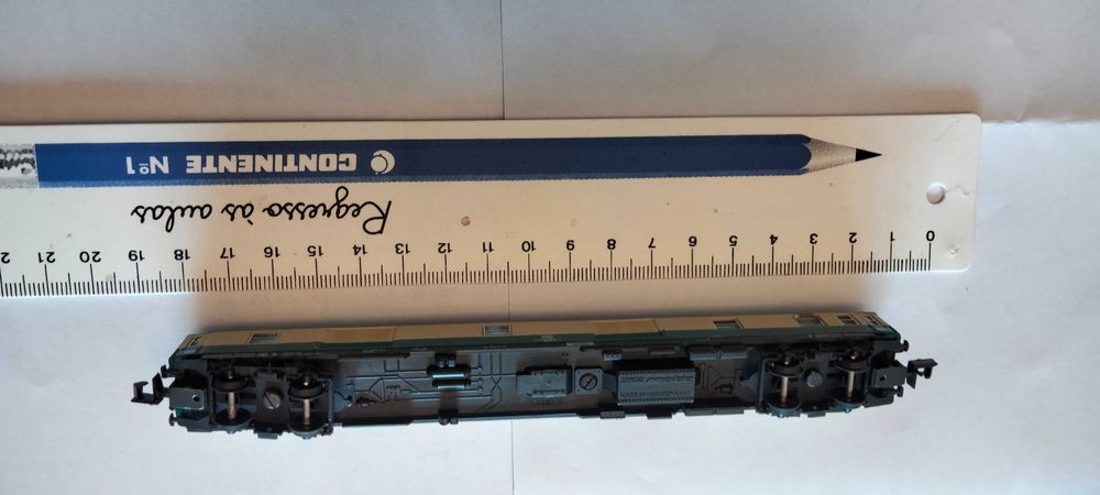 #6001- Carruagem Passageiros DB 175 mm- Comboio Escala N