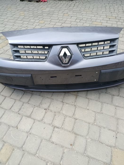 Бампер передній. Renault Scenic 2. (Дорест)