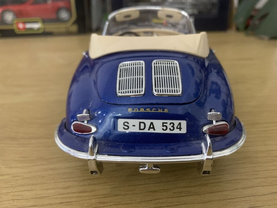 Model Bburago Porsche 356 cabrio 1:18 stan idealny