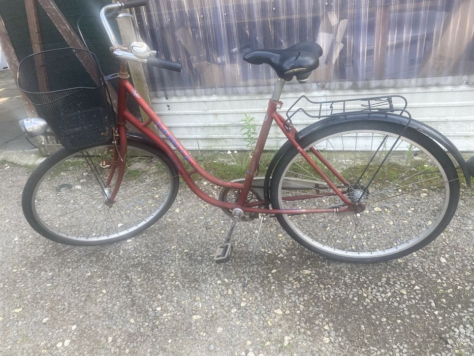 Na sprzedaz damka kola 28