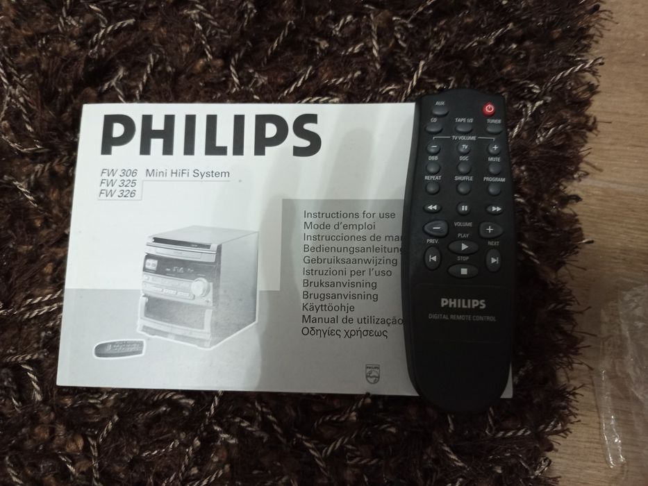 Aparelhagem PHILIPS +MÓVEL