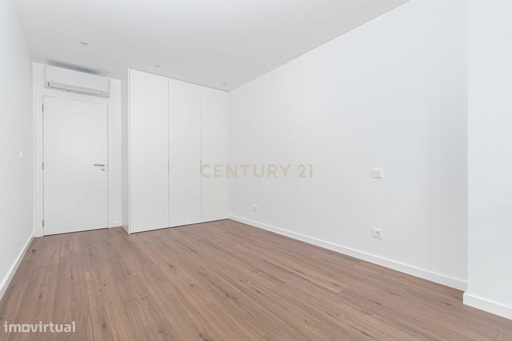 T2 Urbanização Neudel a estrear