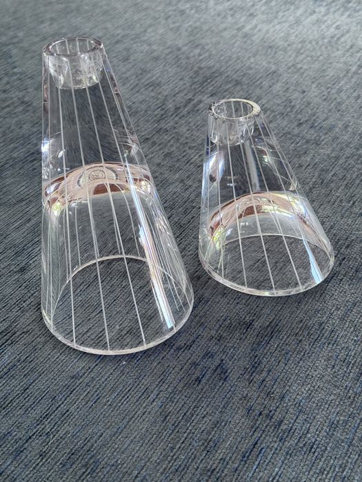 Conjunto dois castiçais