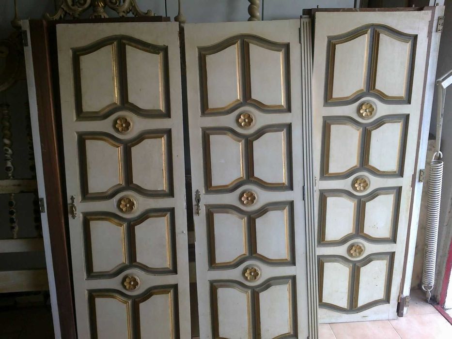 Mobilia Antiga de quarto - solteiro