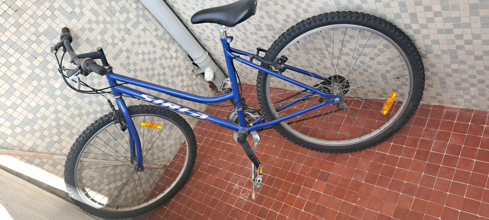 Bicicleta Usado em bom estado
