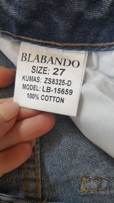 Джинси мом 27 р.