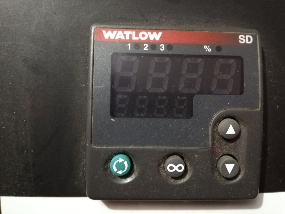 Sprzedam programowalny  regulator temperatury PID