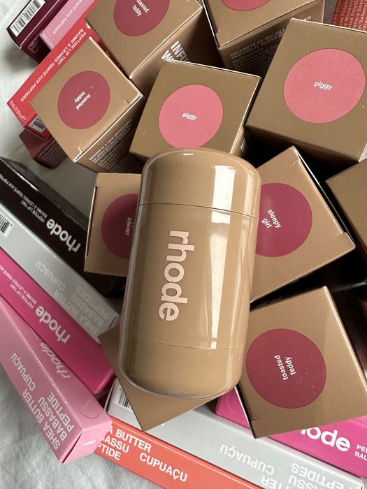 Rhode Peptide Blush — кремові рум’яна з доглядовою формулою