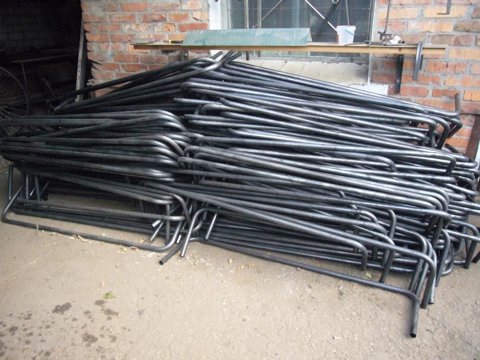 Гибка профильных, круглых труб, арматуры, каркасов мебели.