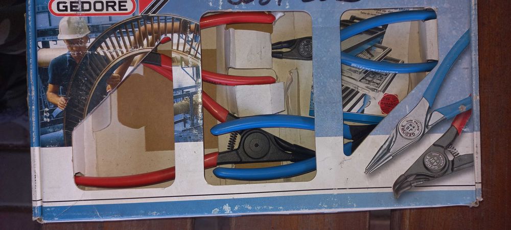 Съемники стопорных колец Gedore (Германия)