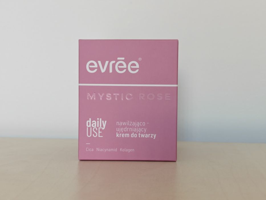 Evree mystic rose Daily Use nawilżająco-ujędrniający krem do twarzy