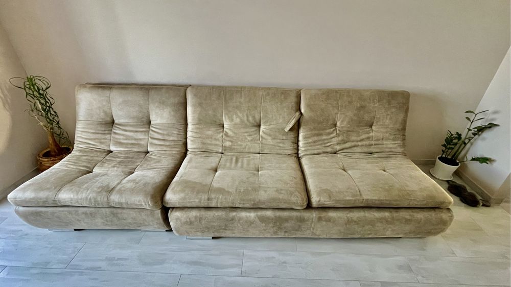 Продам шкіряний диван КЕДР з двома кріслами в комплекті