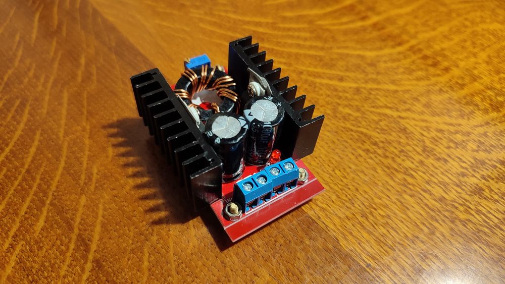 DC-DC Повышающий стабилизатор напряжения 150Вт StepUp