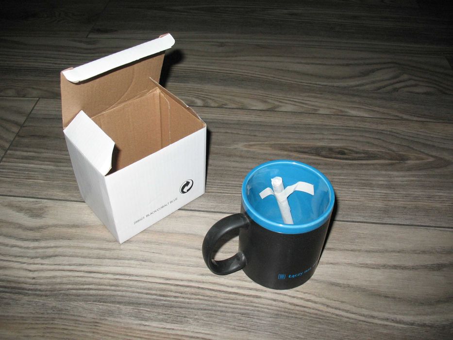 Kubek tablica + kreda do pisania