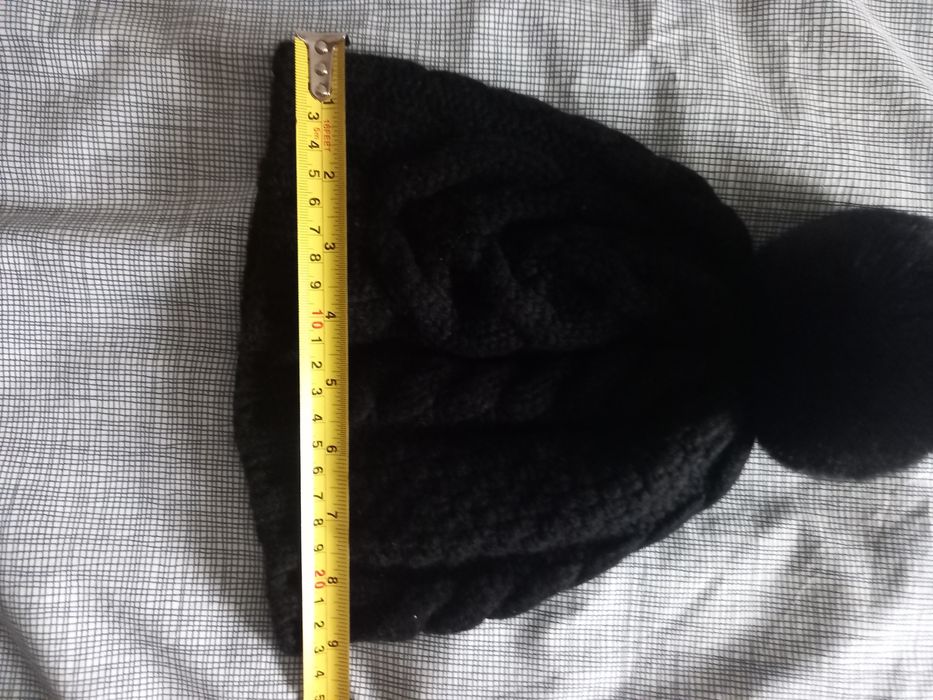 Шапка TED BAKER із 50%вовни,36%віскози,4%кашеміру