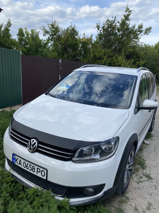 Volkswagen Touran, 2011
