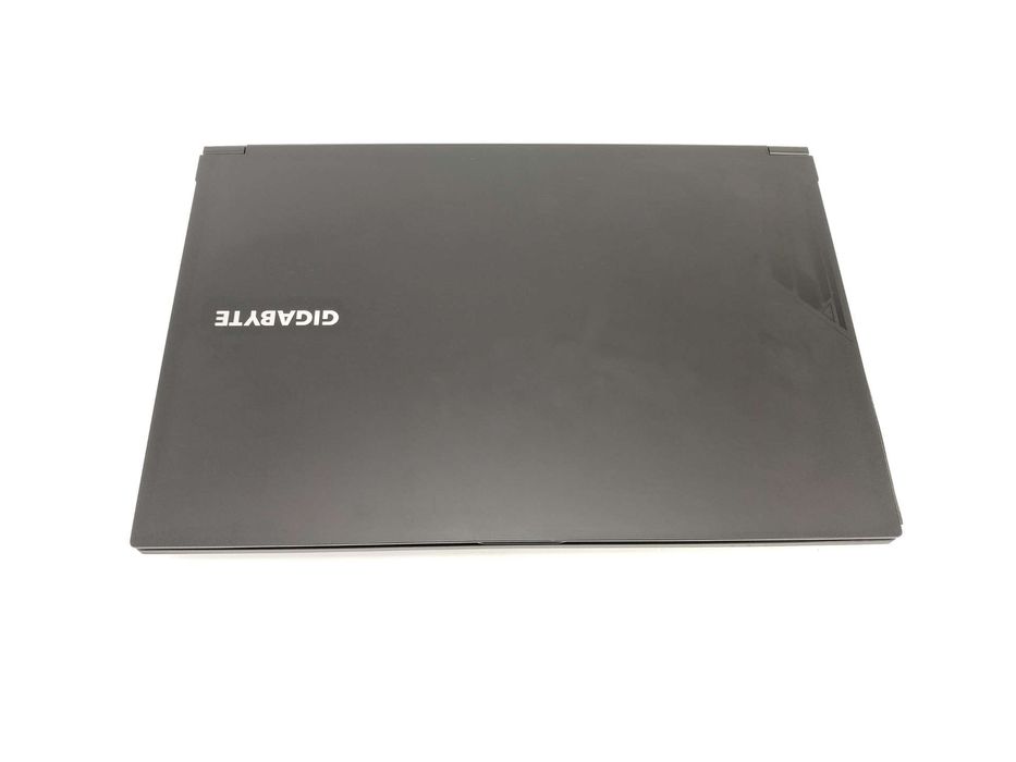 Gigabyte G5 MF5 15,6 Intel Core i7-13620H 16GB/1TB SSD RTX 4050 QWERTZ