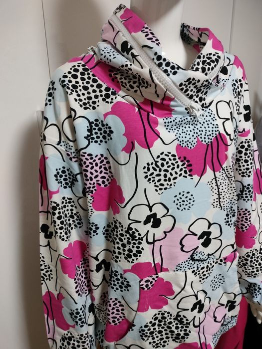 Bluza damska z kapturem