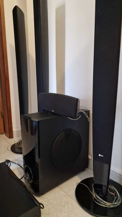 Sistema som LG surround 6 speakers