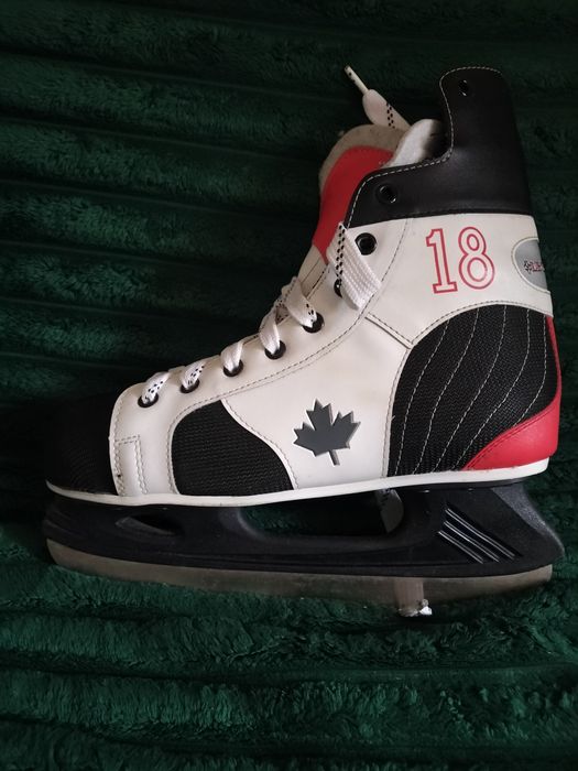 Sprzedam łyżwy 4pary