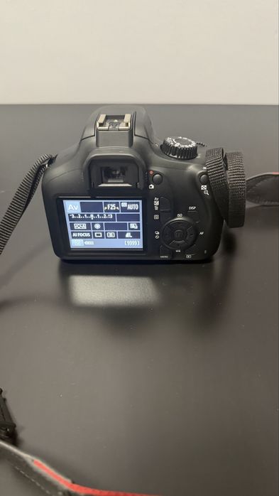 Aparat Canon 4000D