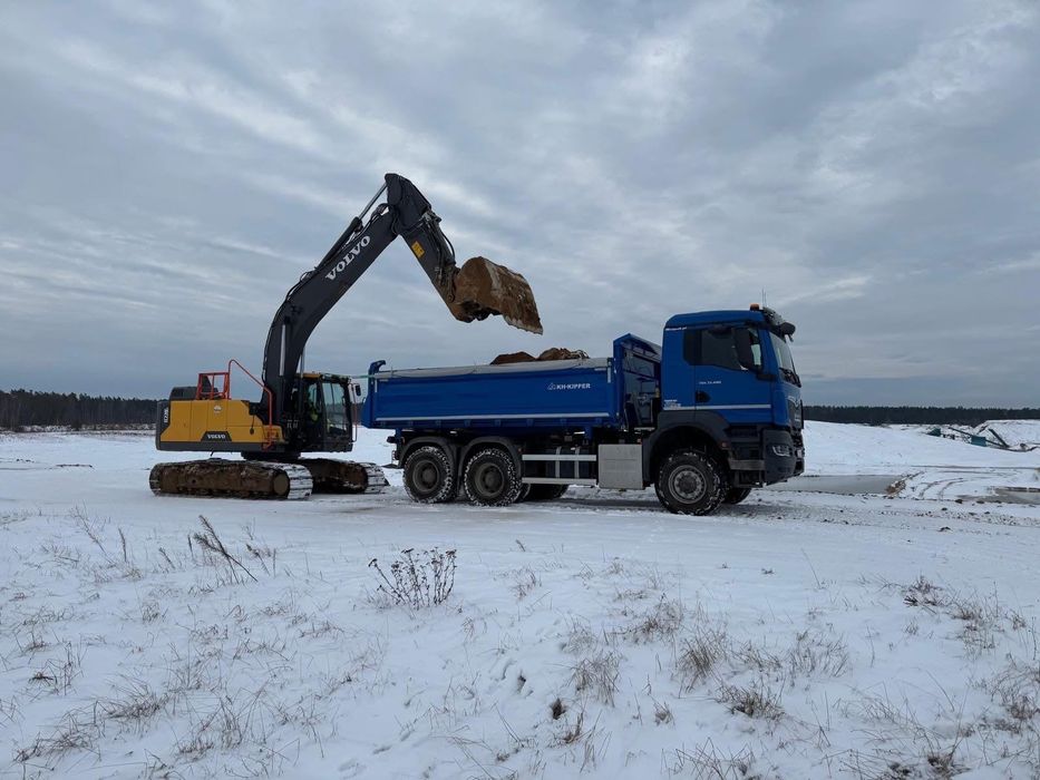 Usługi Koparkami i ładowarkami - ROBOTY ZIEMNE, TRANSPORT PIASKU ŻWIRU