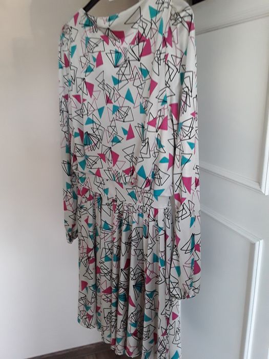 Sukienka wygodna 38