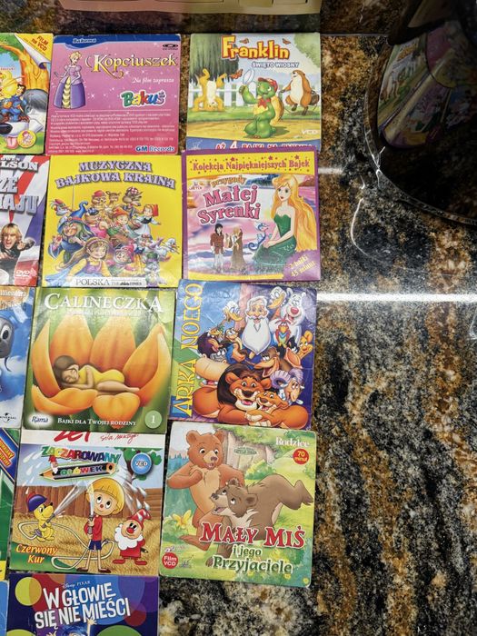 Zestaw bajek i filmów dla dzieci DVD/VCD