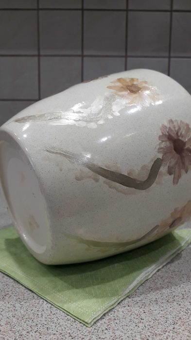 Pojemnik osłonka na doniczkę ręcznie malowana w kolorach brązu - ecru