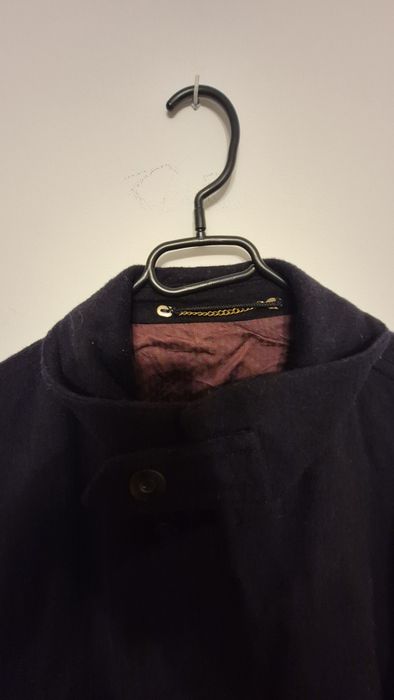 Czarny płaszcz męski