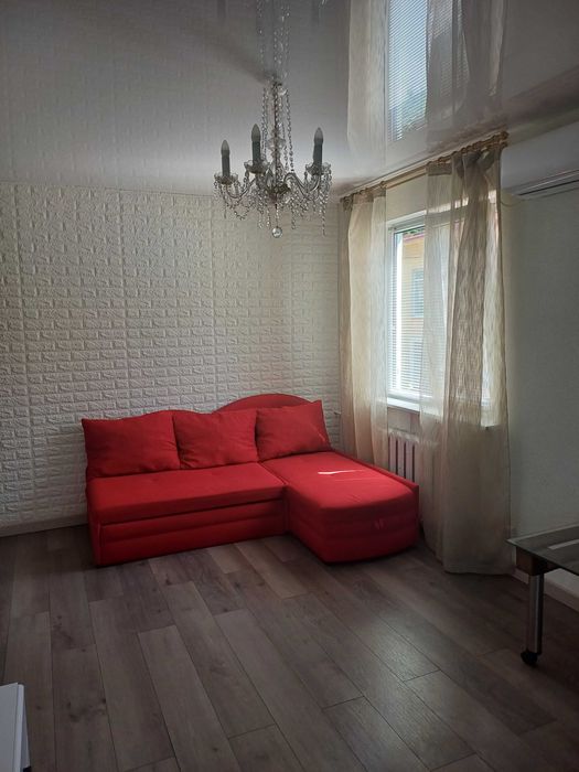 2кімн кв центр, госпіталь, світло постійно,подобово, погодинно