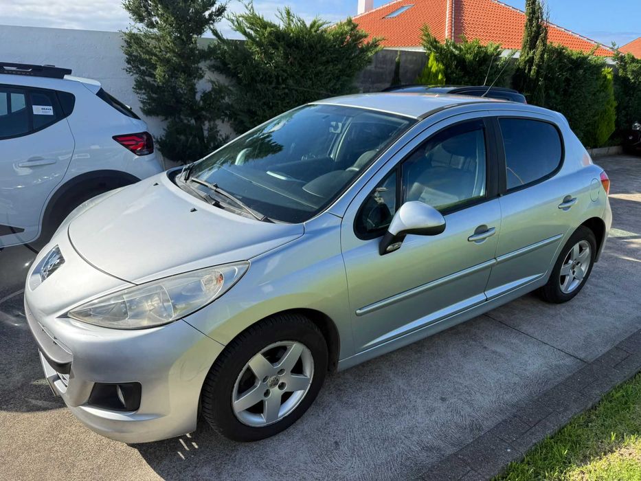 PEUGEOT 1.4 HDI - 2012