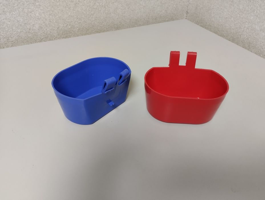 Поїлки годівниці для кролів та птахів