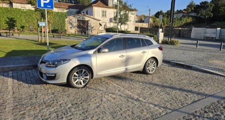 Renault Mégane Sport Tourer — fotografia 2