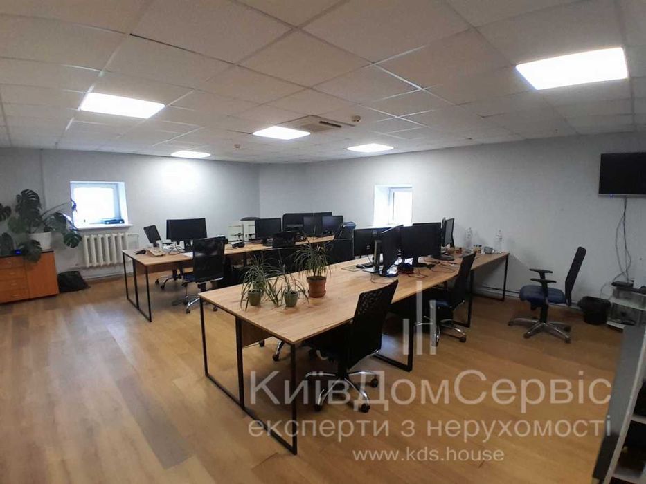 Без % продам офісне приміщення метро Святошин Житомирська Котельникова 35 є генератор