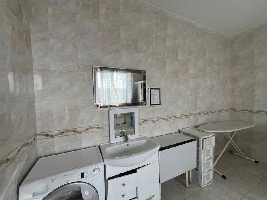 Продаж дачі 430м². 5 кімнат. 24 сотки. Камін. Басейн. Сауна. Більярд. ID:674