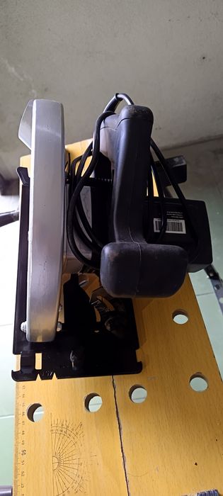 Serra circular 1200 W