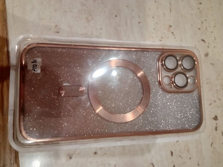 Чехол на Айфон 13 про новий прозорий з золотим