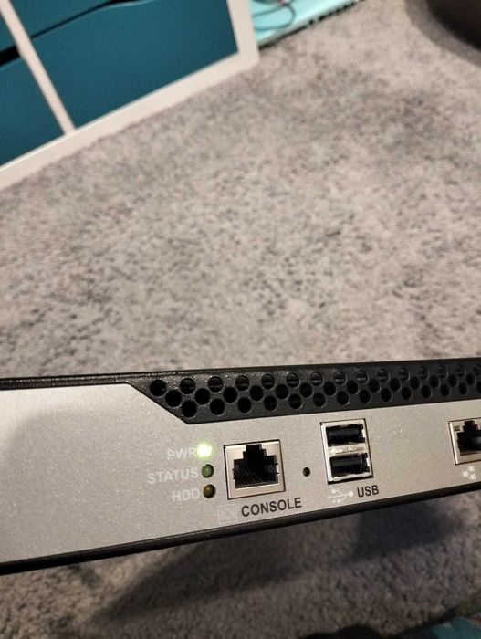 Kontroler sieci Meru 1500