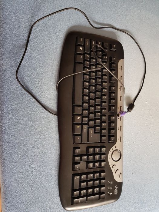 Klawiatura komputerowa Vobis z regulacją głośności