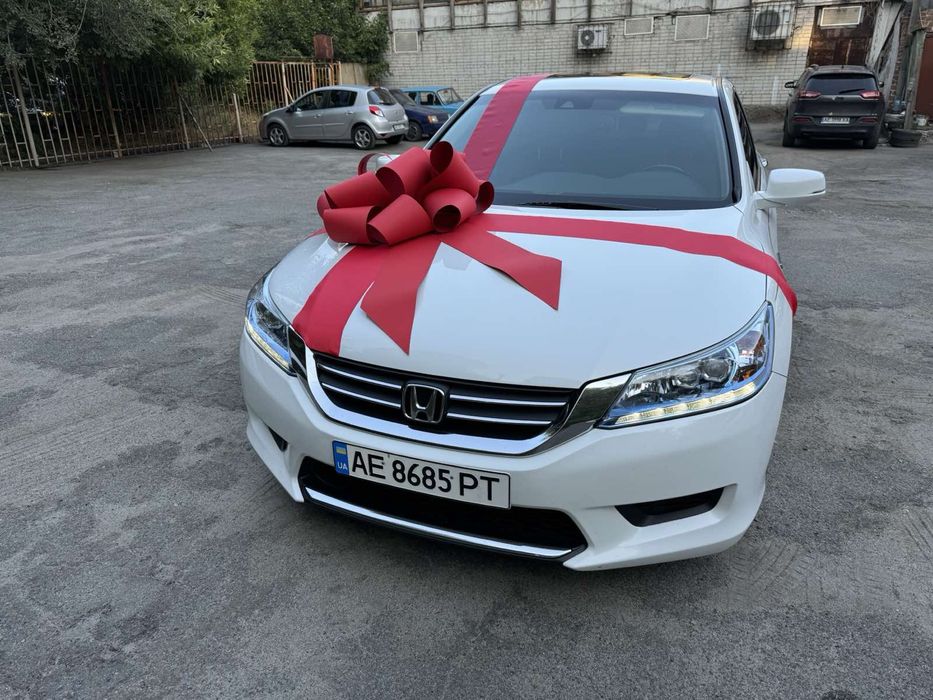 Бант на авто подарок