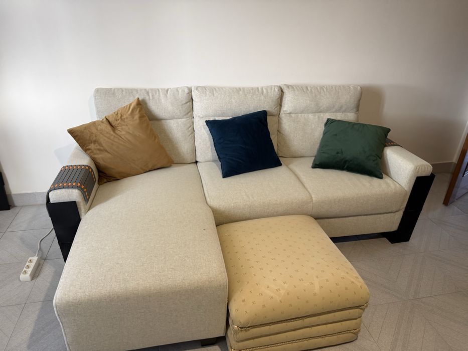 Sofa BOLLSTANÄS COMO NOVO e puff movel