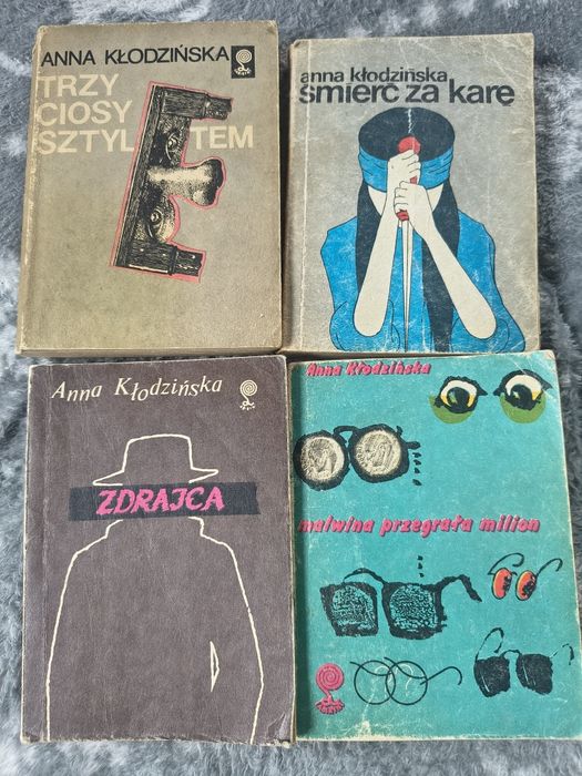 4 x Anna Kłodzinska