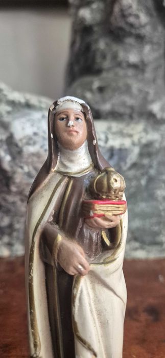 Stara sakralna figura Świętej Jadwigi antyk stare dewocjonalia